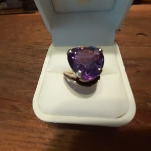14 K Yellow Gold Heart Shaped Amethyst solitaire Ring